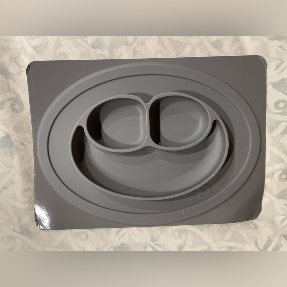 ezpz The Mini Mat Suction Plate Toddler Baby Baby-Led Weaning